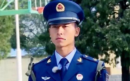 网曝吃瓜军训是真的吗