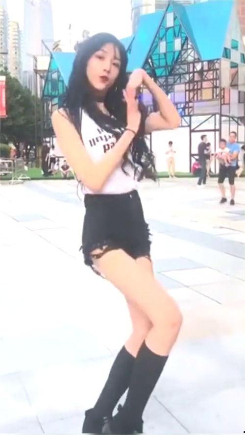 网红吃瓜跳舞最新消息,精彩瞬间盘点