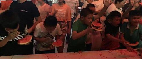 恩平网红吃瓜群众视频,揭秘当地热门事件背后的真相