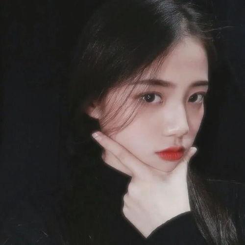 吃瓜女网红头像高清动漫,揭秘吃瓜女网红的动漫头像魅力